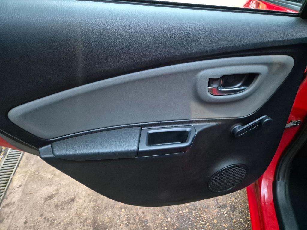 Used Toyota Yaris 2018 for sale - 77211626: Photo 39