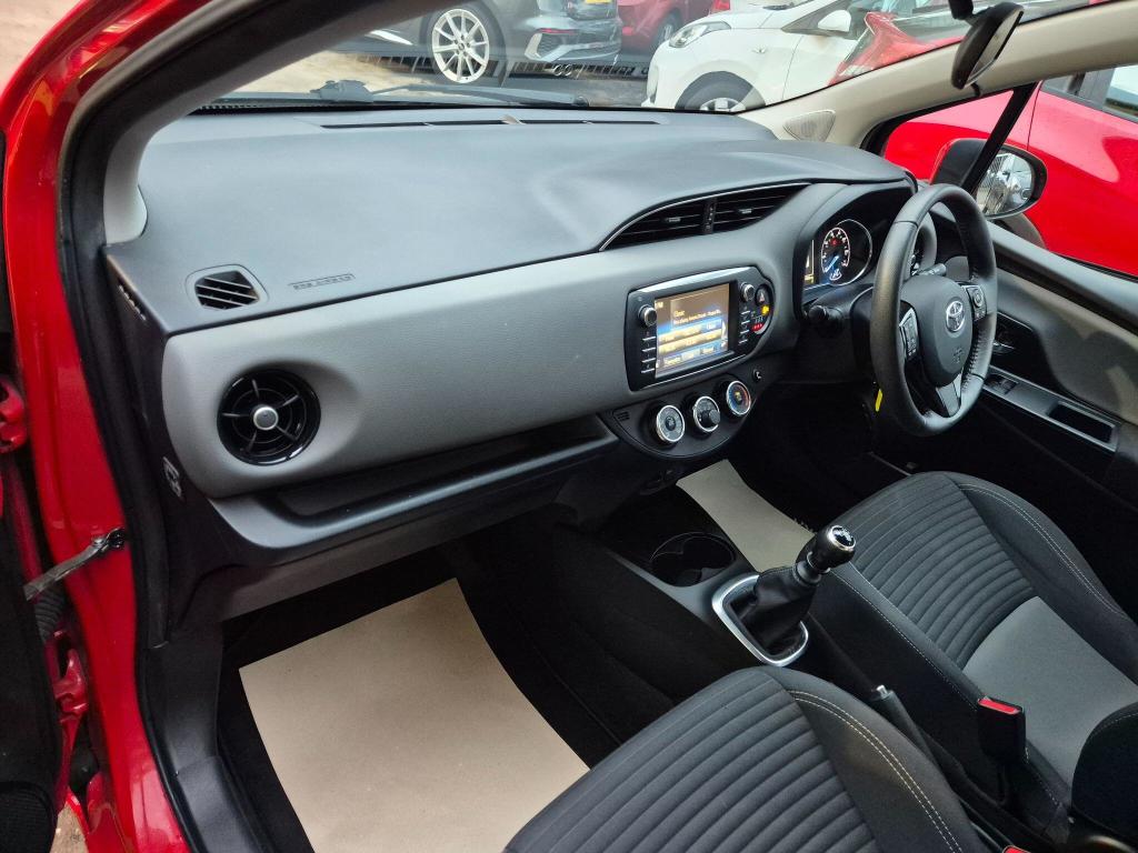 Used Toyota Yaris 2018 for sale - 77211626: Photo 42