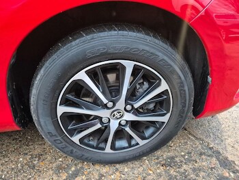 Used Toyota Yaris 2018 for sale - 77211626: Photo