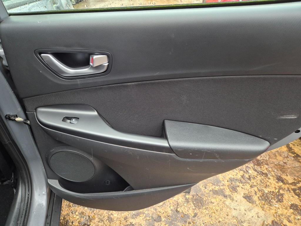 Used Hyundai KONA 2022 for sale - 78029661: Photo 32