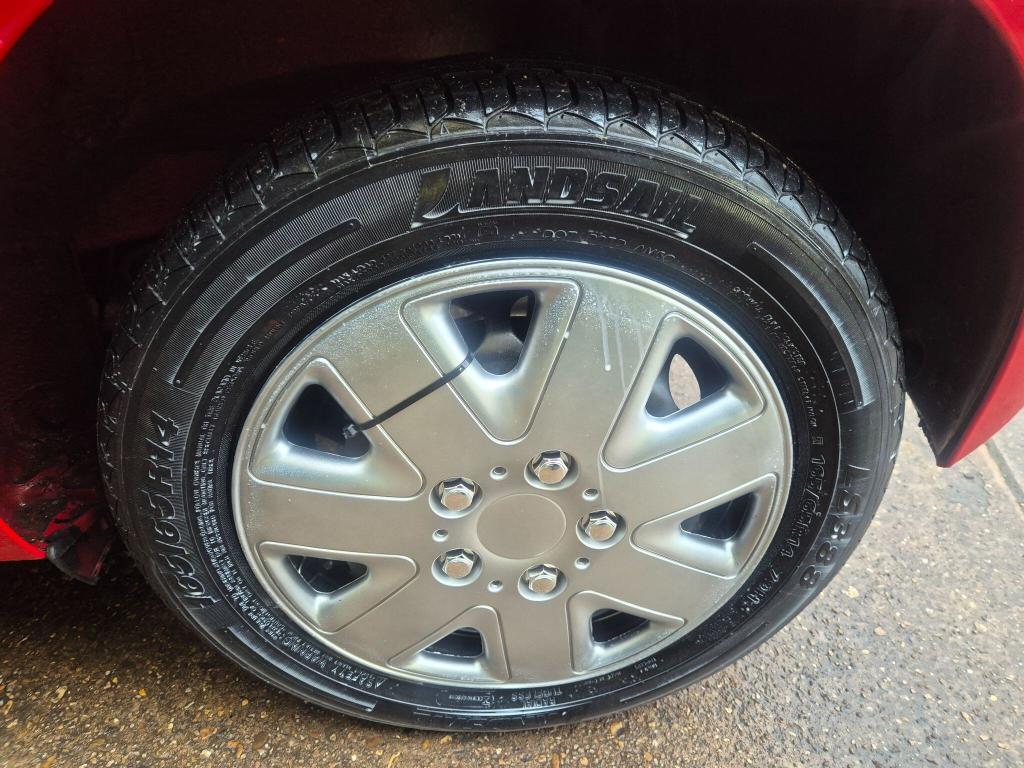 Used Toyota AYGO 2014 for sale - 77871818: Photo 11