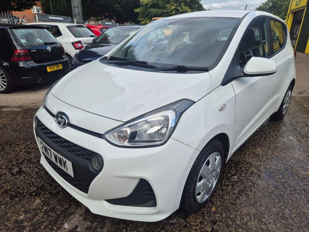 Used Hyundai i10 2017 for sale - 77023072: Photo 1