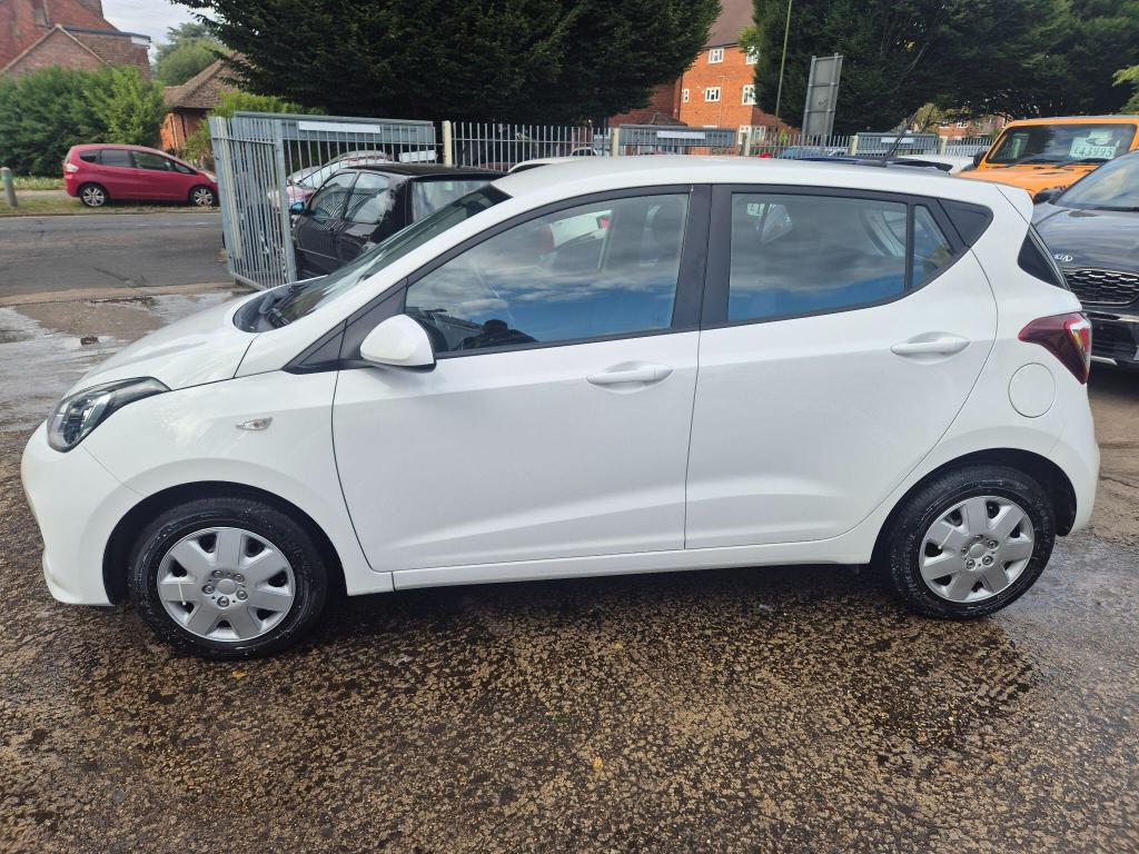 Used Hyundai i10 2017 for sale - 77023072: Photo 11