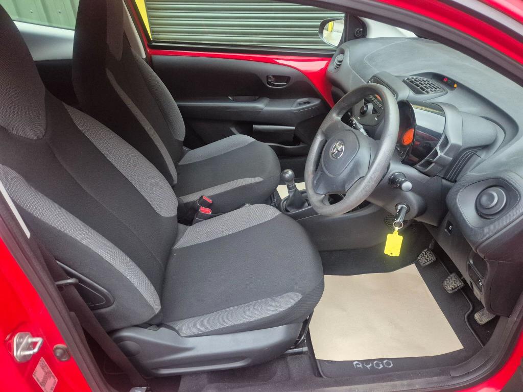 Used Toyota AYGO 2014 for sale - 77607966: Photo 14