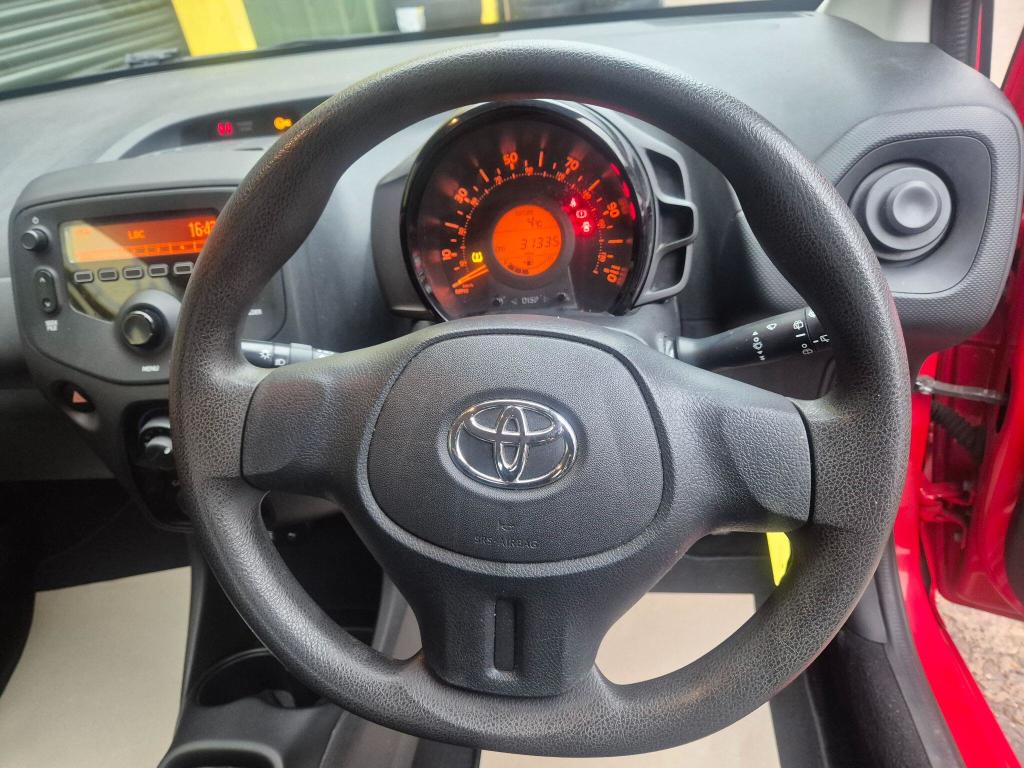 Used Toyota AYGO 2014 for sale - 77607966: Photo 18