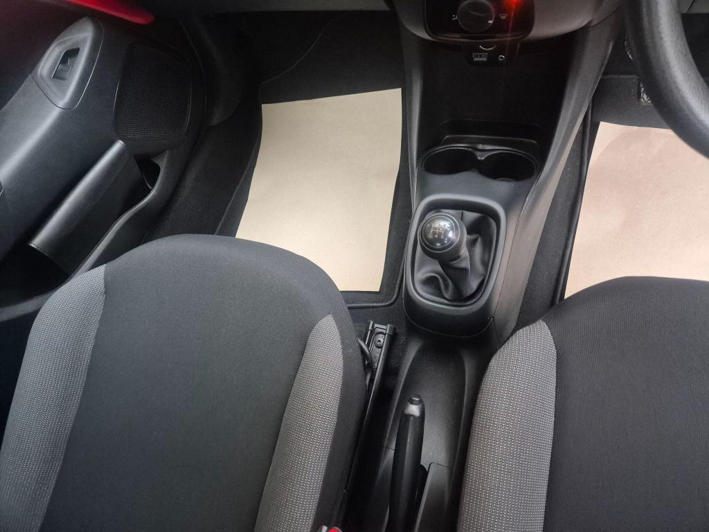 Used Toyota AYGO 2014 for sale - 77607966: Photo 21