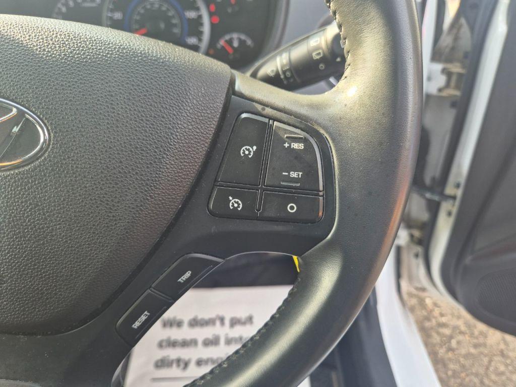 Used Hyundai i10 2018 for sale - 77023092: Photo 19