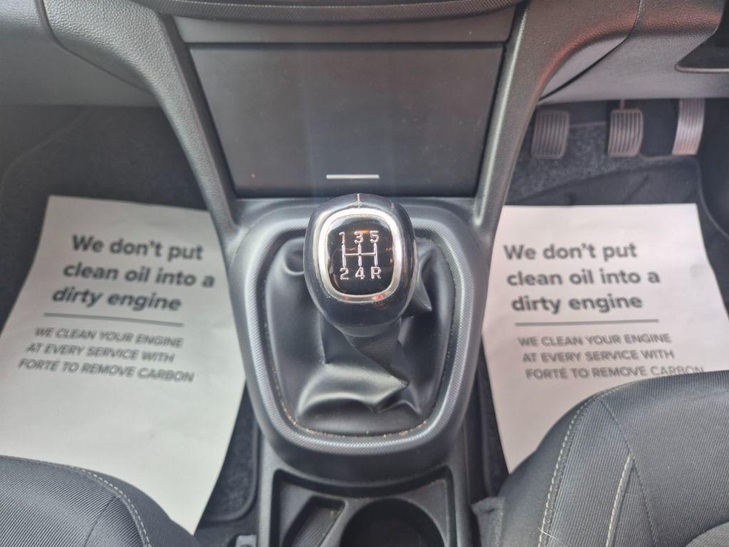 Used Hyundai i10 2018 for sale - 77023092: Photo 24