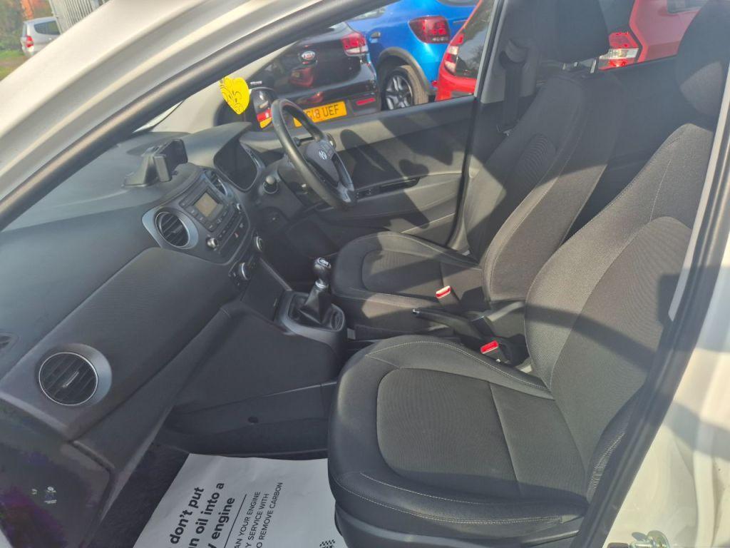 Used Hyundai i10 2018 for sale - 77023092: Photo 35