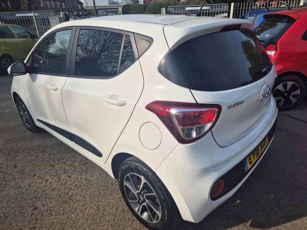 Used Hyundai i10 2018 for sale - 77023092: Photo 8