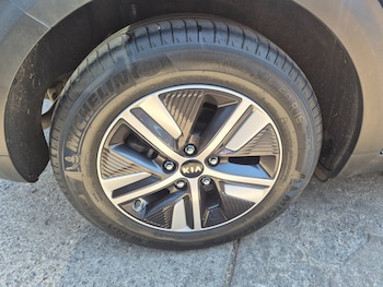 Used Kia Niro 2021 for sale - 79460677: Photo