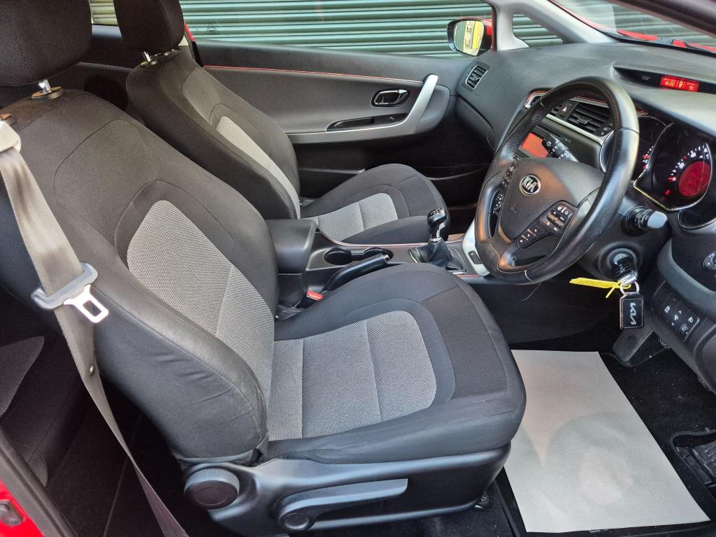 Used Kia Pro Ceed 2016 for sale - 77363880: Photo 14