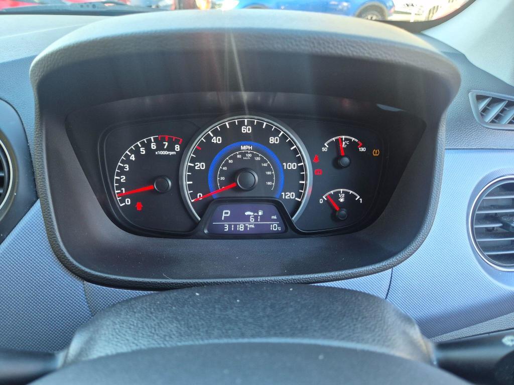 Used Hyundai i10 2015 for sale - 77023066: Photo 21