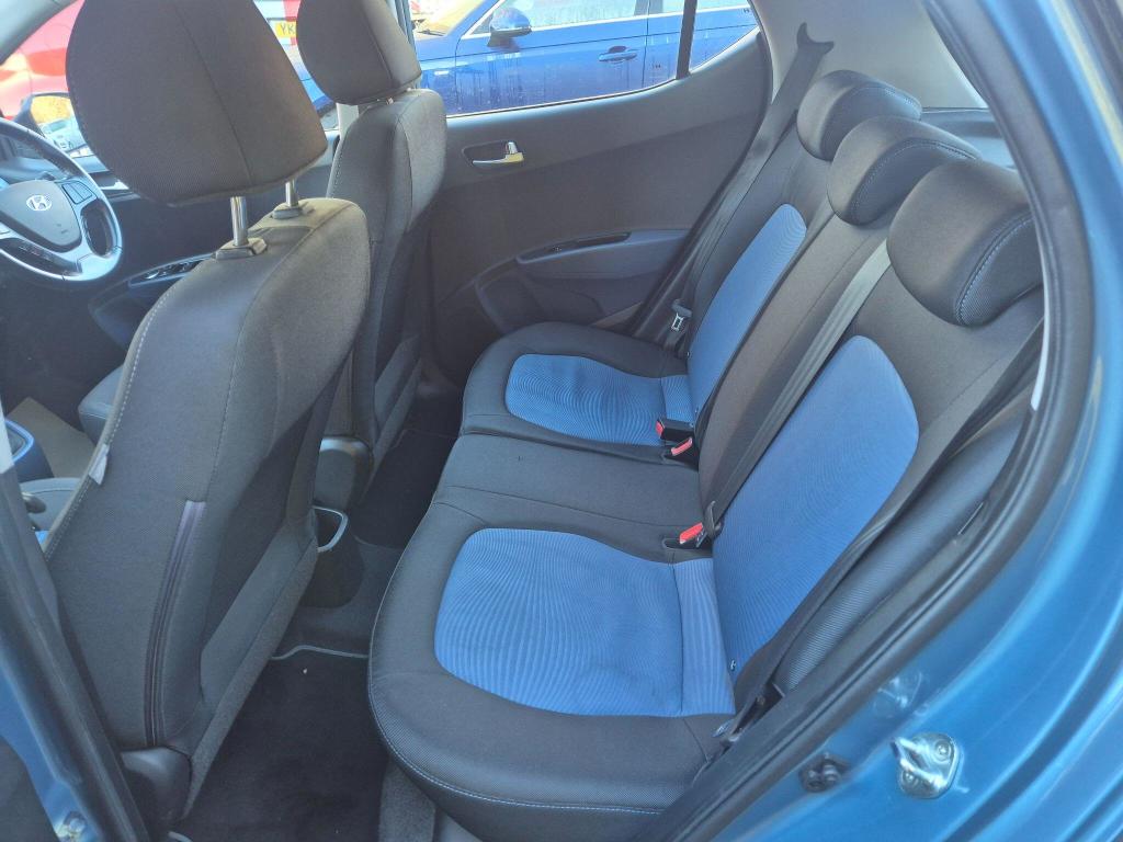 Used Hyundai i10 2015 for sale - 77023066: Photo 30