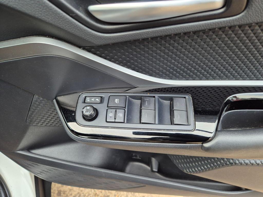 Used Toyota C-HR 2022 for sale - 77233899: Photo 17