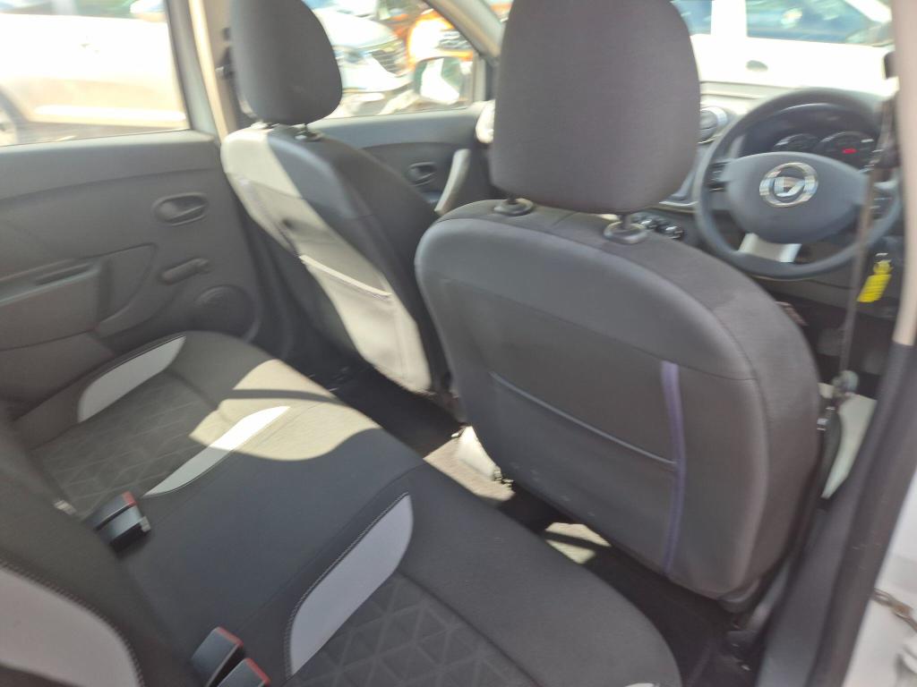 Used Dacia Sandero Stepway 2016 for sale - 77220629: Photo 25