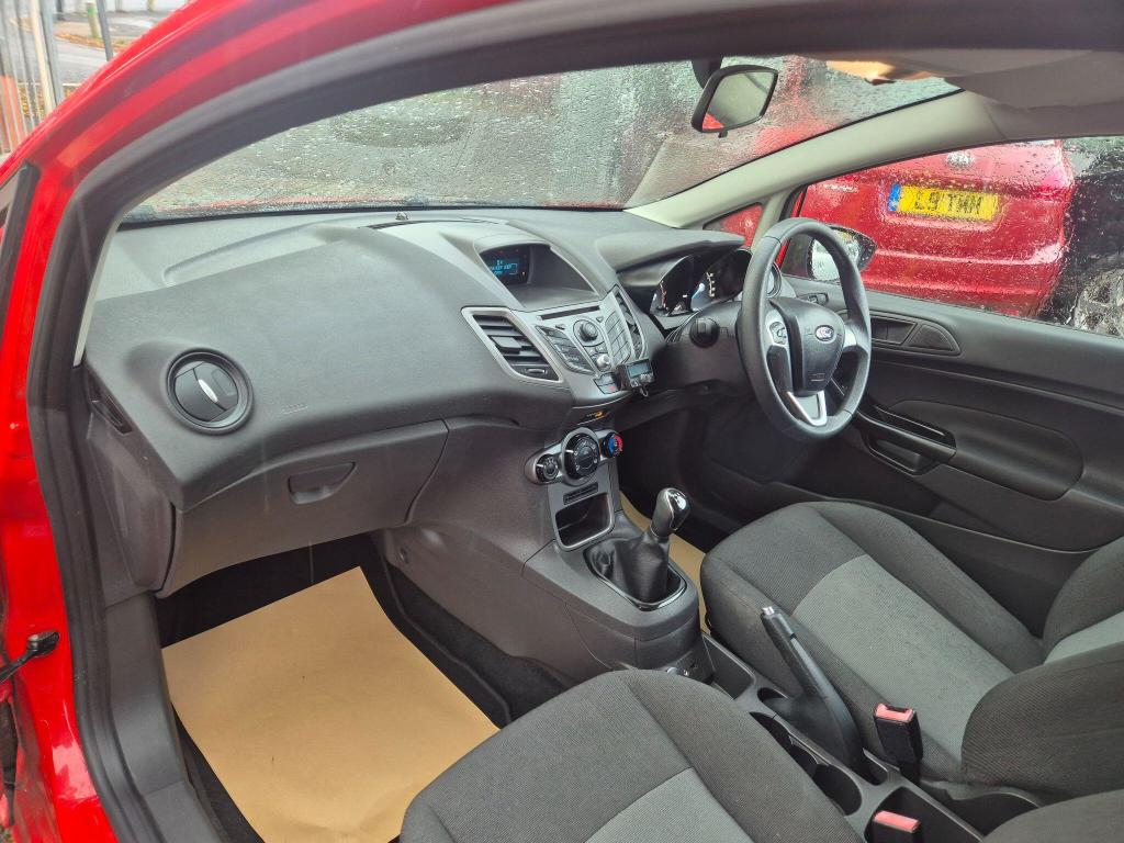 Used Ford Fiesta 2014 for sale - 77233901: Photo 30