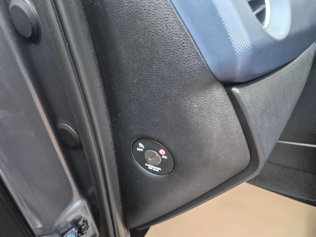 Used Hyundai i10 2017 for sale - 77023038: Photo 41