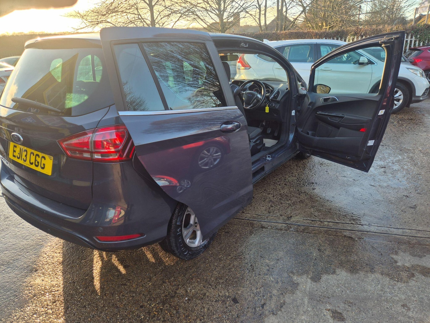 Used Ford B-MAX 2013 for sale - 76926453: Photo 23
