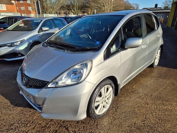 Used Honda Jazz 2015 for sale - 77034424: Photo