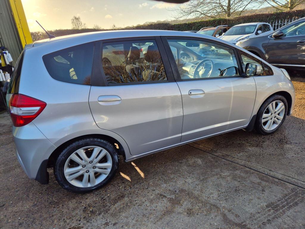 Used Honda Jazz 2015 for sale - 77034424: Photo 6