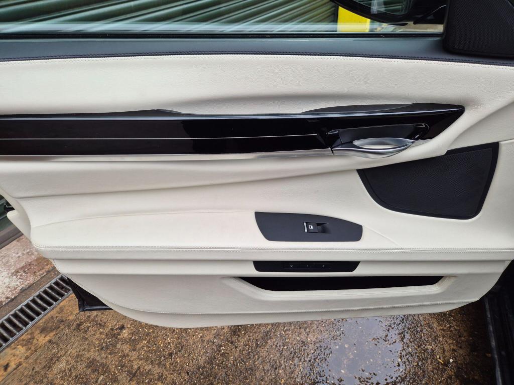 Used BMW 7 Series 2013 for sale - 77945882: Photo 55