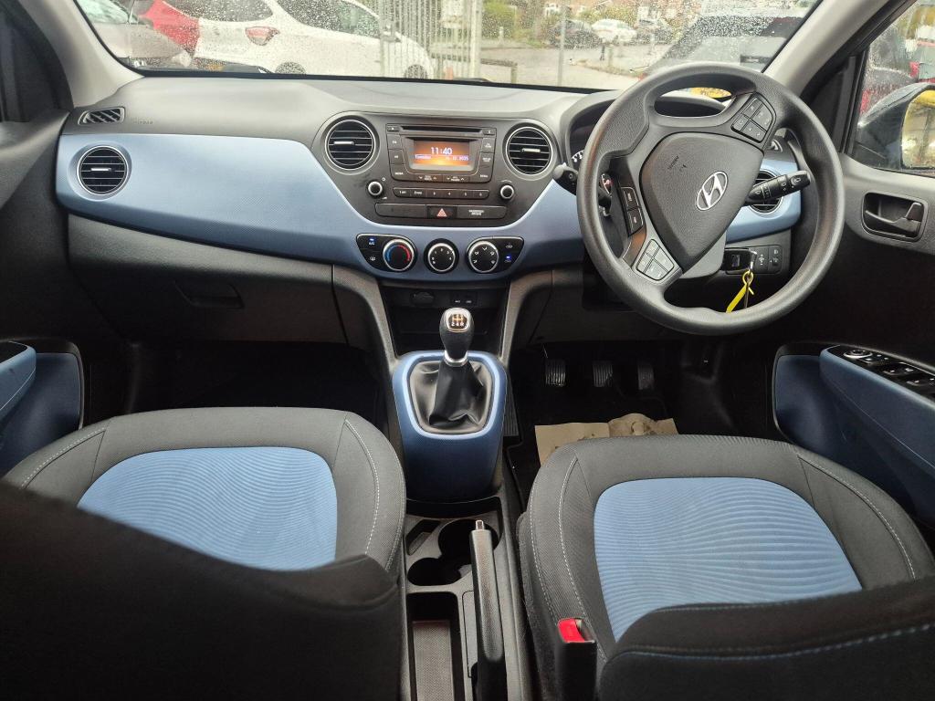 Used Hyundai i10 2017 for sale - 77233910: Photo 36