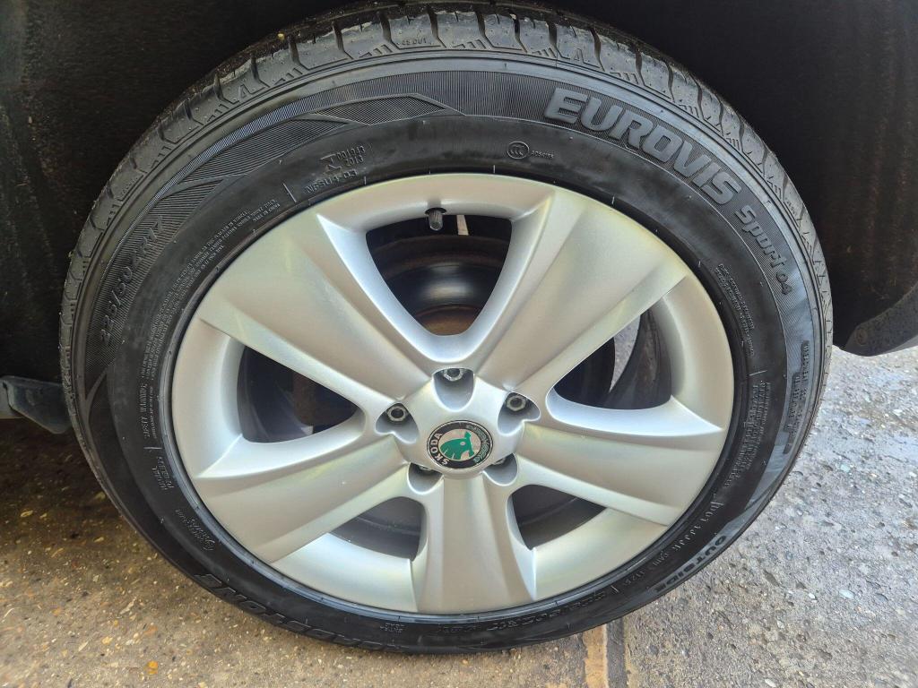 Used Skoda Yeti 2012 for sale - 77607938: Photo 11