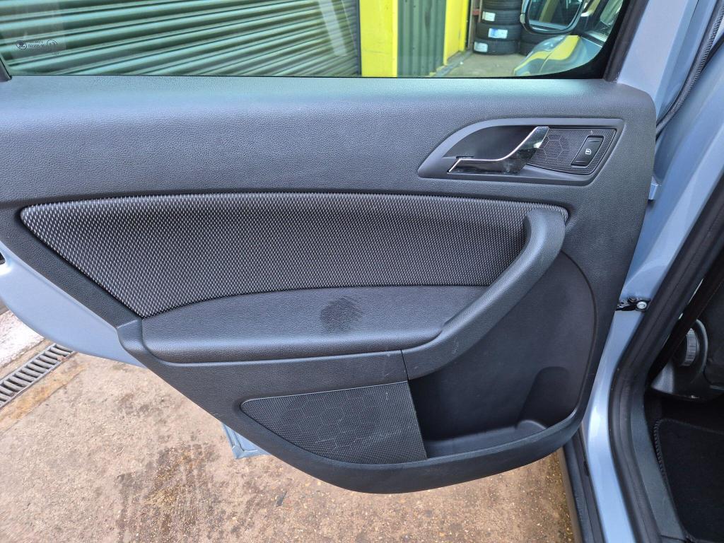 Used Skoda Yeti 2012 for sale - 77607938: Photo 35