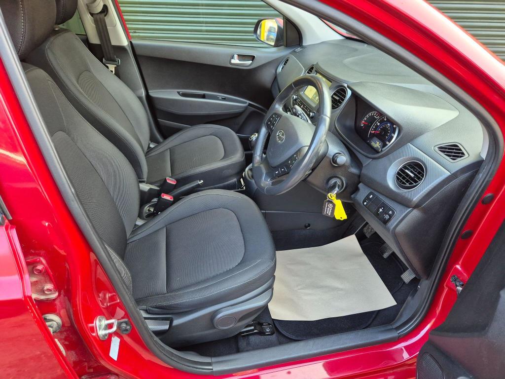 Used Hyundai i10 2017 for sale - 77796938: Photo 14