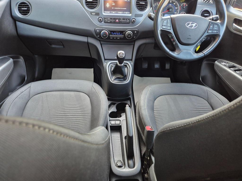 Used Hyundai i10 2017 for sale - 77796938: Photo 37