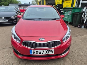 Used Kia Ceed 2017 for sale - 78256064: Photo