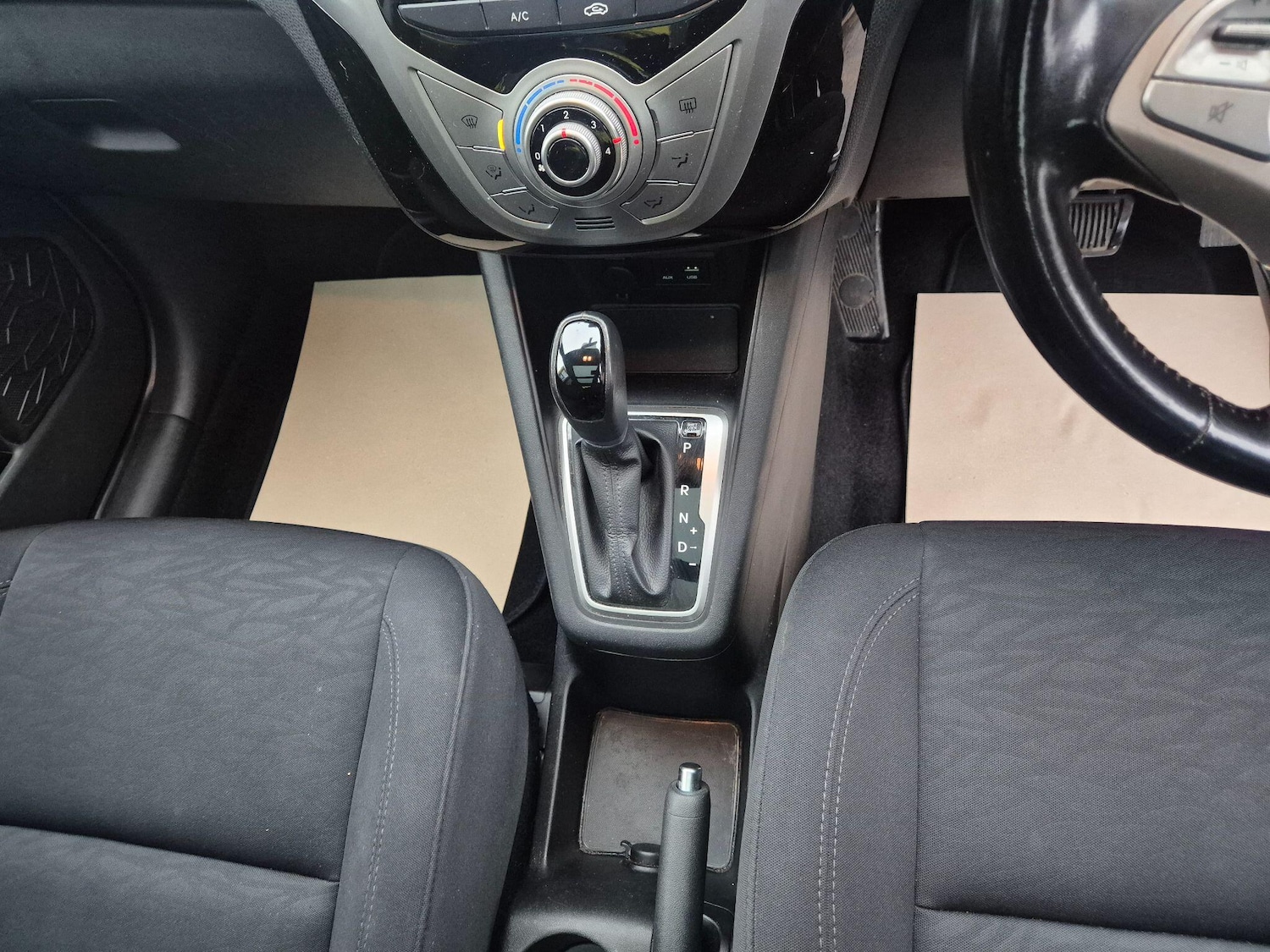 Used Hyundai Ix20 2017 for sale - 76964535: Photo 23