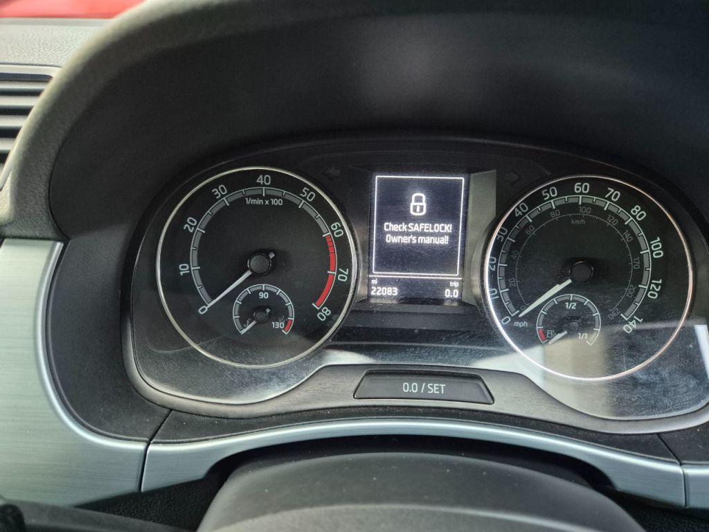 Used Skoda Fabia 2018 for sale - 76787837: Photo 21