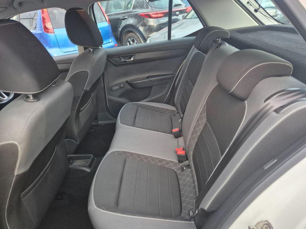 Used Skoda Fabia 2018 for sale - 76787837: Photo 32