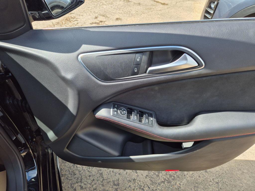 Used Mercedes-Benz B Class 2018 for sale - 77034422: Photo 16