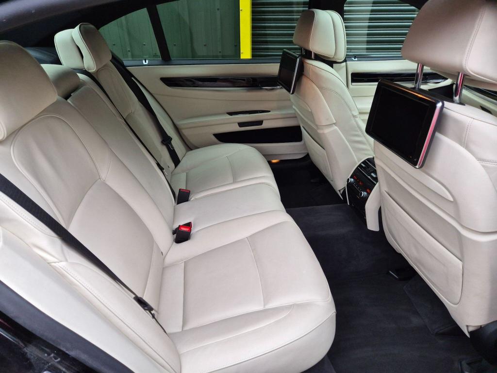 Used BMW 7 Series 2013 for sale - 77582570: Photo 35