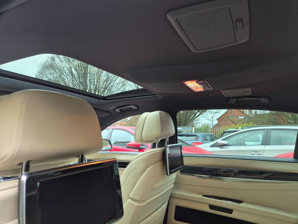 Used BMW 7 Series 2013 for sale - 77582570: Photo 50