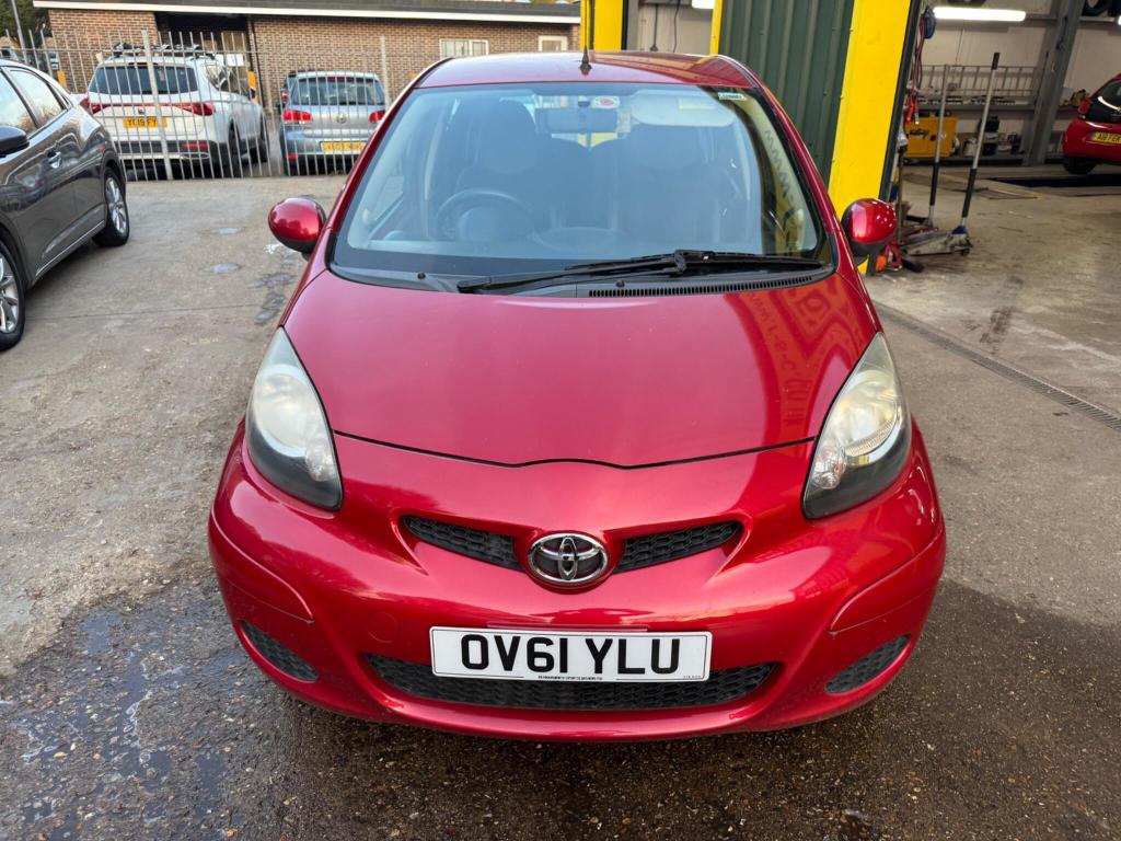 Used Toyota AYGO 2011 for sale - 77962098: Photo 3