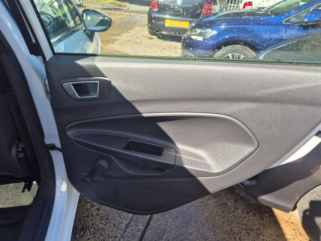 Used Ford Fiesta 2017 for sale - 77034374: Photo 28