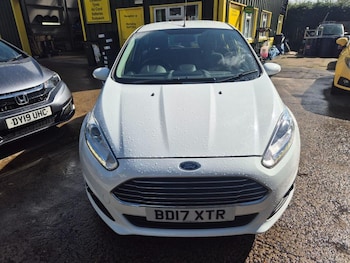 Used Ford Fiesta 2017 for sale - 77034374: Photo