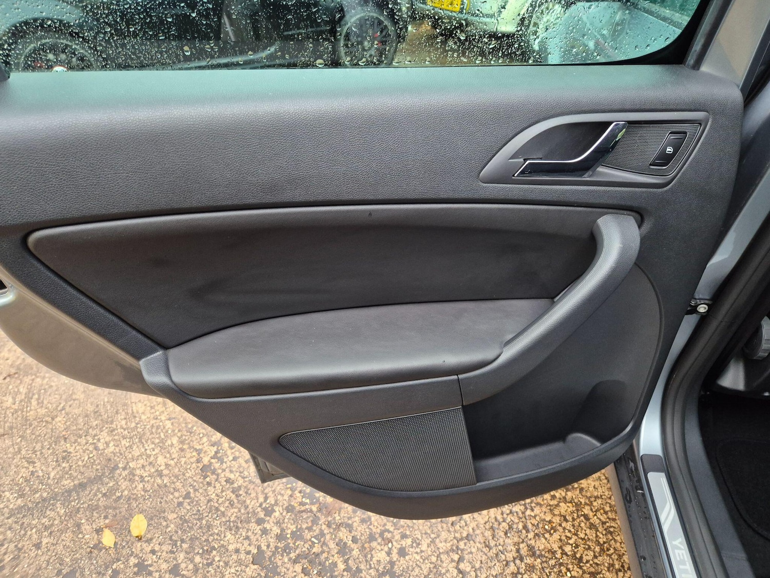 Used Skoda Yeti 2017 for sale - 76787829: Photo 38