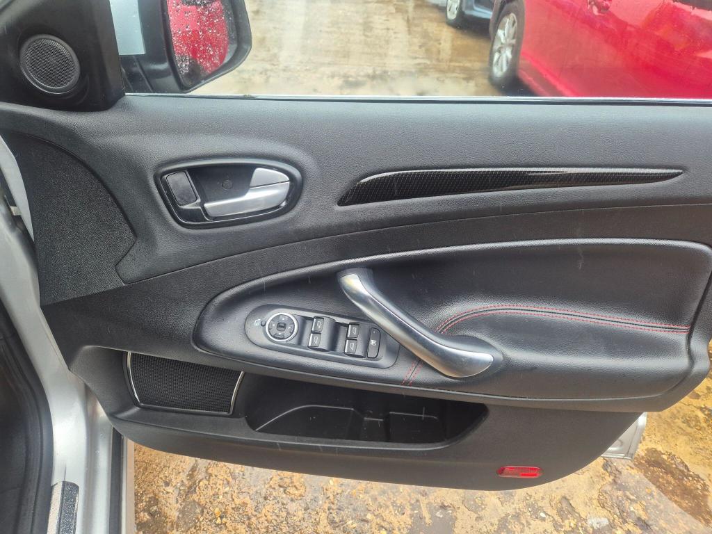 Used Ford Mondeo 2010 for sale - 77533782: Photo 18