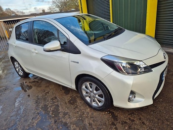 Used Toyota Yaris 2013 for sale - 77620828: Photo