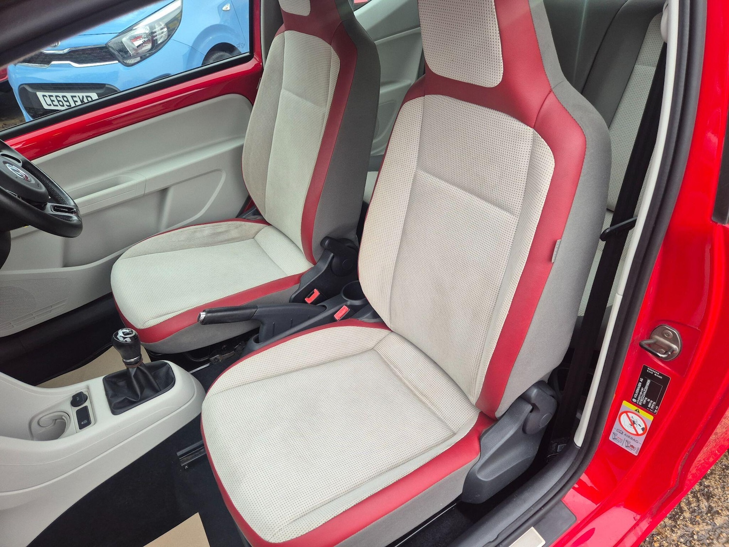 Used Volkswagen up! 2012 for sale - 76994956: Photo 30