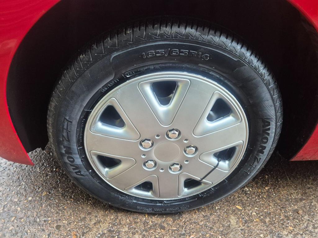 Used Toyota AYGO 2014 for sale - 77979983: Photo 13