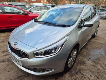 Used Kia Ceed 2014 for sale - 77262479: Photo