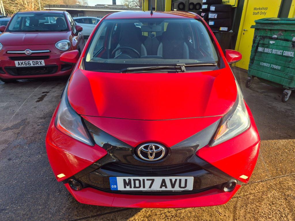 Used Toyota AYGO 2017 for sale - 77296973: Photo 2
