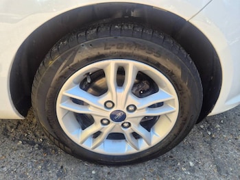 Used Ford Fiesta 2017 for sale - 79257699: Photo