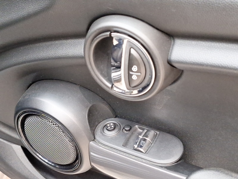 Used MINI Hatch 2015 for sale - 77252329: Photo 15